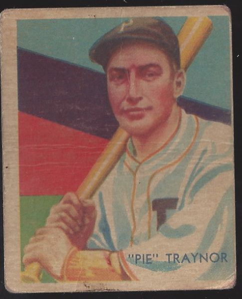 1935 Pie Traynor (HOF) Diamond Star Baseball Card 