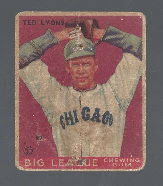 1934 Ted Lyons (HOF) Goudey Baseball Card