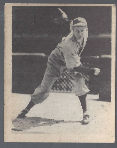 1939 Henry Pippen (Philadelphia Athletics) Play Ball Baseball Card