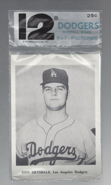 1961 LA Dodgers Unopened Jay Picture Pack (12) With Don Drysdale