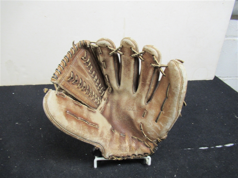 C. 1960's Frank Robinson (HOF) MacGregor Baseball Glove