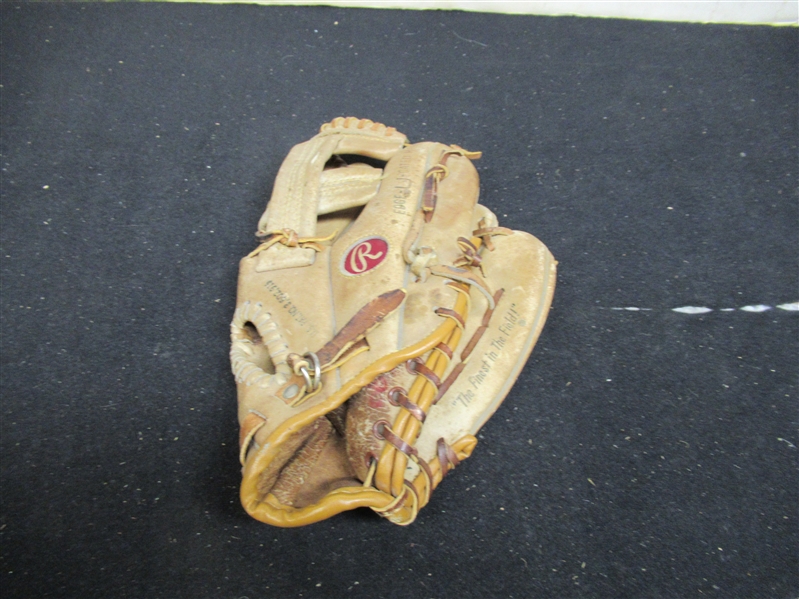 1970's Joe Rudi Rawlings Baseball Glove