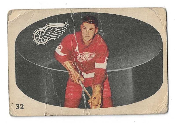 1962-63 Alex Delvecchio (HOF) Parkhurst Hockey Card