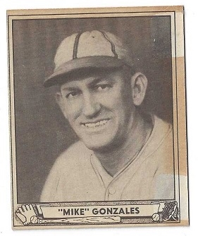 1940 Mike Gonzalez Play Ball Baseball Card