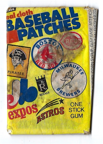 1974 Fleer Baseball Patches Full Opened Pack 