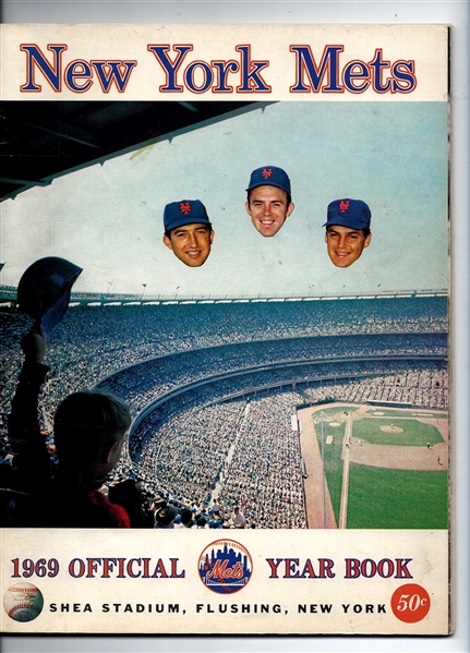  1969  NY Mets (World Champions) Official Yearbook