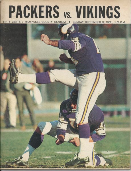 1968 Green Bay Packers vs Minnesota Vikings NFL Game Program 