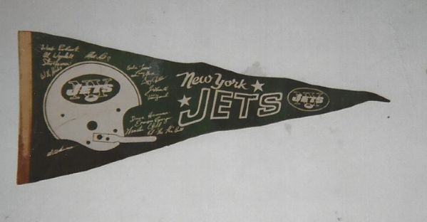 C. 1972 NY Jets (NFL)  Player Roster Pennant