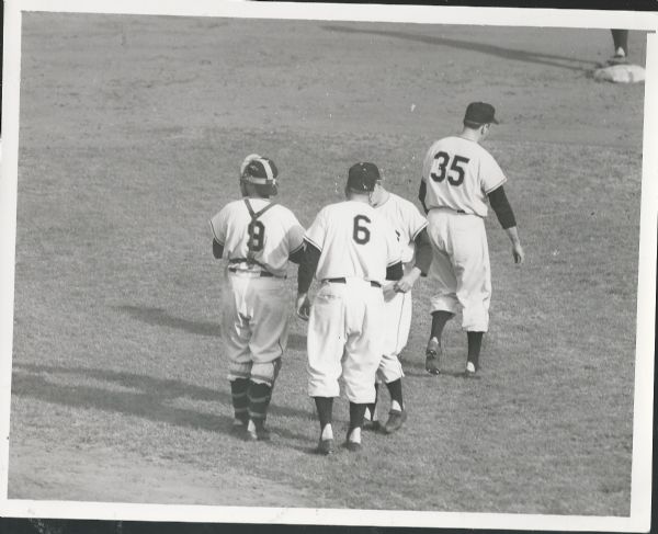 1954 World Series - Giants make a Pitching Change TSN Archival Photo 