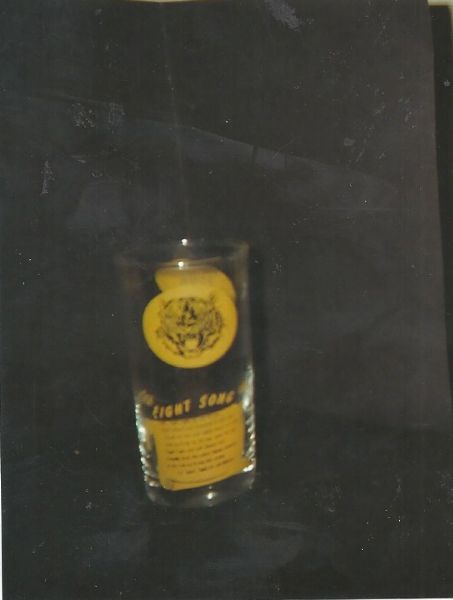 1968 Missouri Tigers College Football Glass with Team Schedule on Back