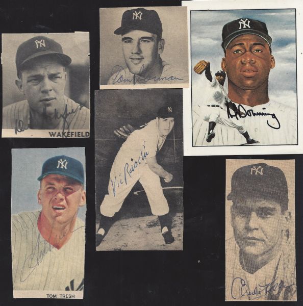NY Yankees Autographed Lot of (6) Photo Clippings/Cards