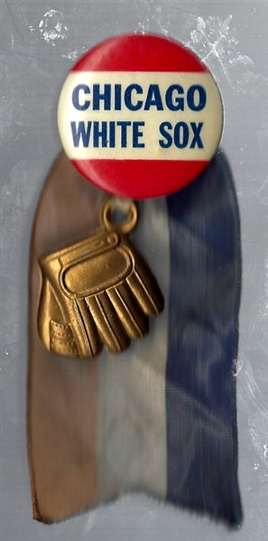 1950's Chicago White Sox Pinback with Dangling Charm & Ribbon