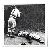 1949 Lou Boudreau (HOF) Beaned Wire Photo - 4/30/49