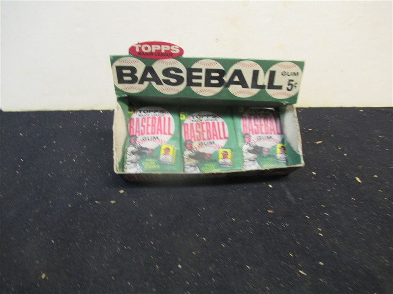 1962 Topps Baseball Memorabilia Lot - Display Box, (3) Reconstituted Packs, Cards & Gum