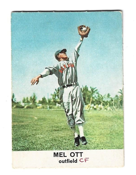 1961 Mel Ott (HOF) Golden Press Baseball Card * Crease-Free