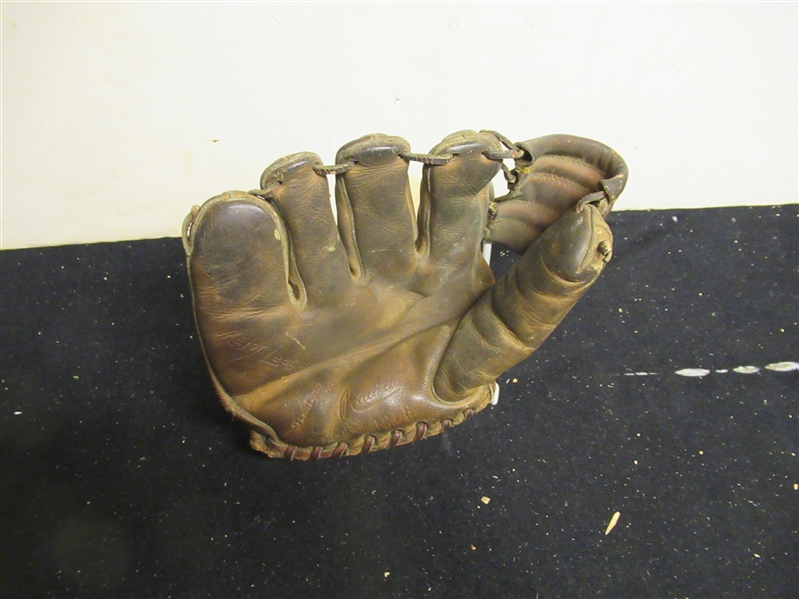 1950's Mickey Mantle (HOF) Baseball Glove - Rawlings Model 