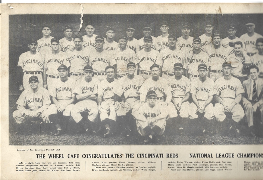 1939 Cincinnati Reds (NL Champions) Wheel Cafe Team Photo