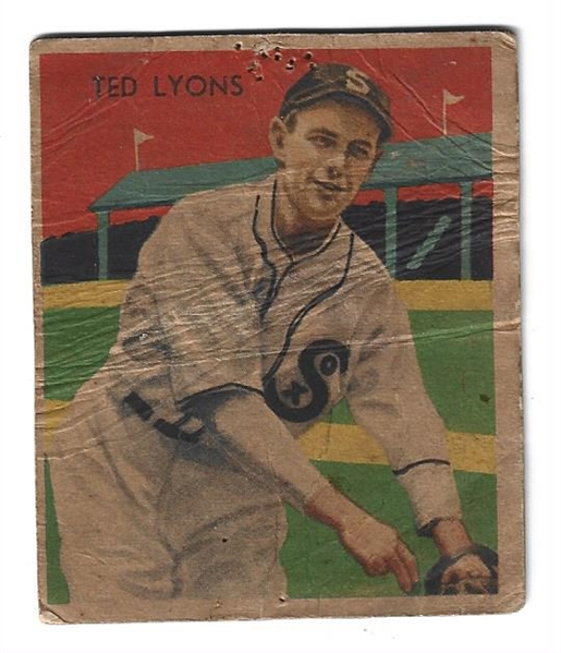 1934 Ted Lyons (HOF) Diamond Stars Baseball Card