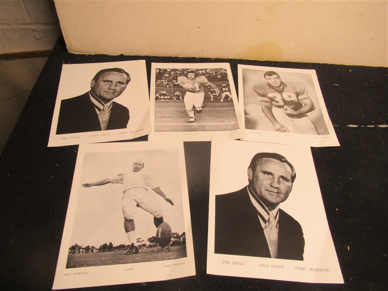 1972 Miami Dolphins (Undefeated 17-0) Lot of (5) Team Issued Photos